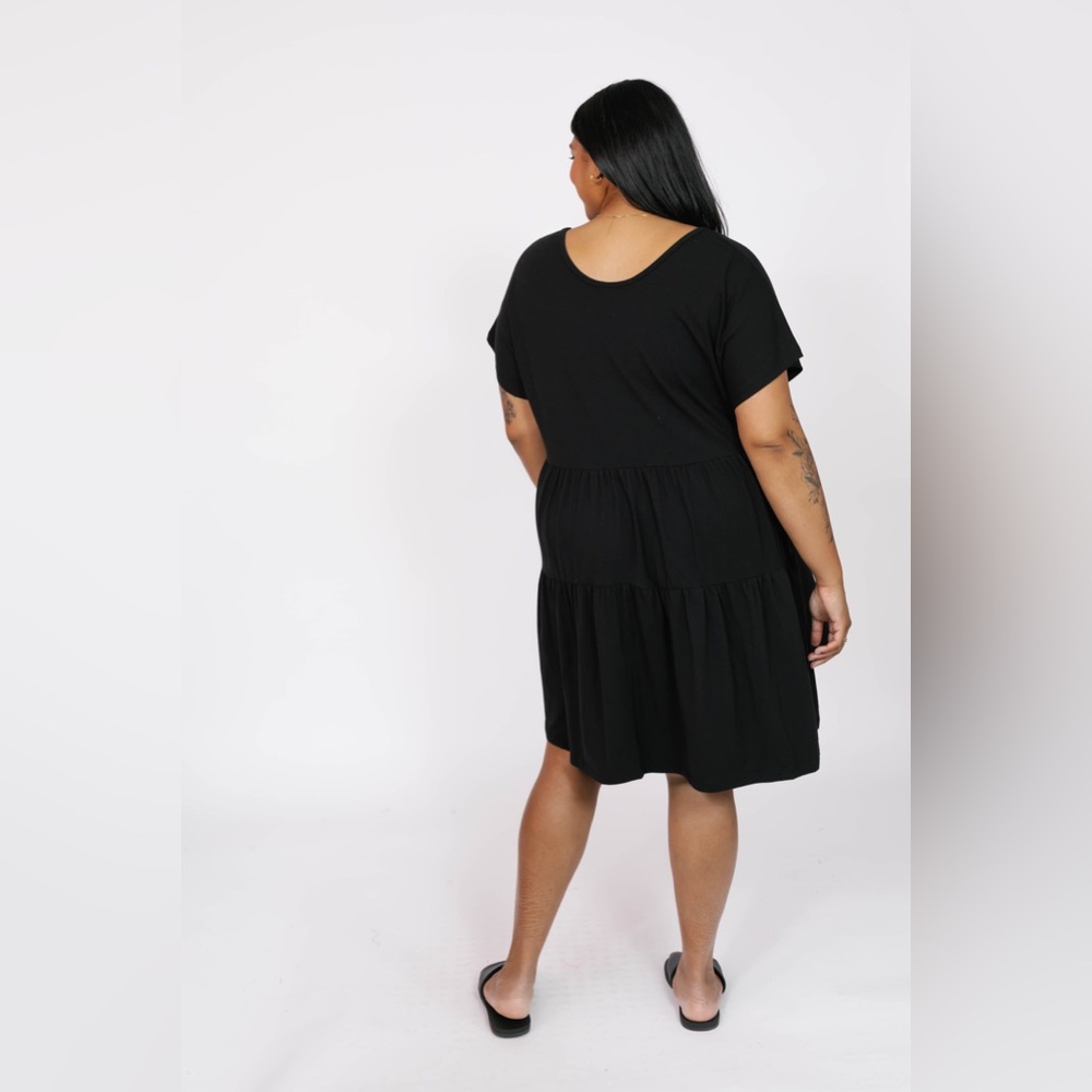 Smash + Tess Mini Dress Midnight Black Tiered Empire Waist L Pockets Minimalist - Picture 2 of 10
